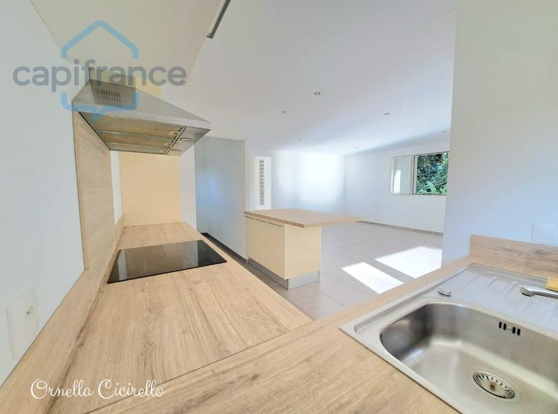 Maison - 111 m² - 4 pièces