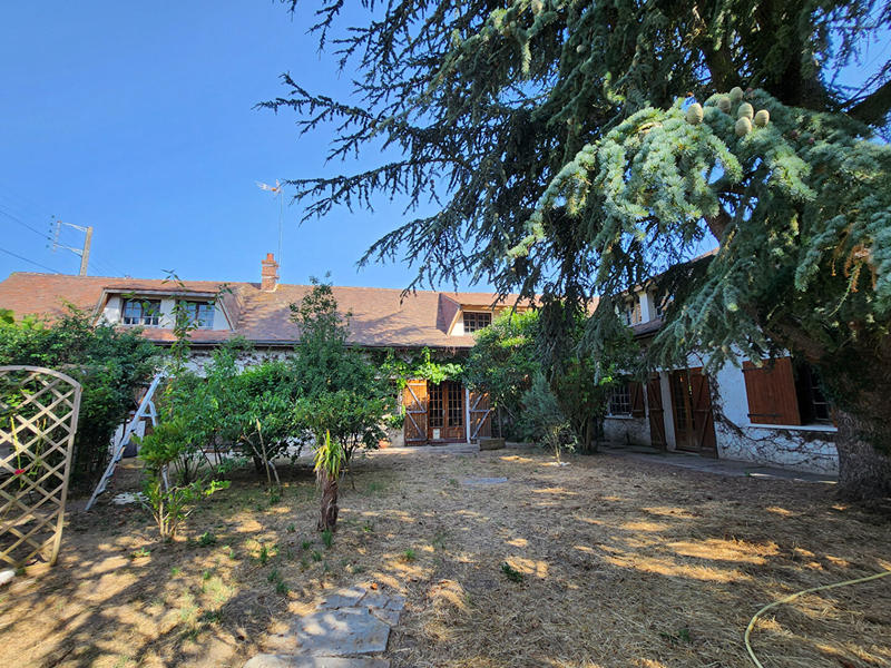 Maison - 258 m² - 8 pièces