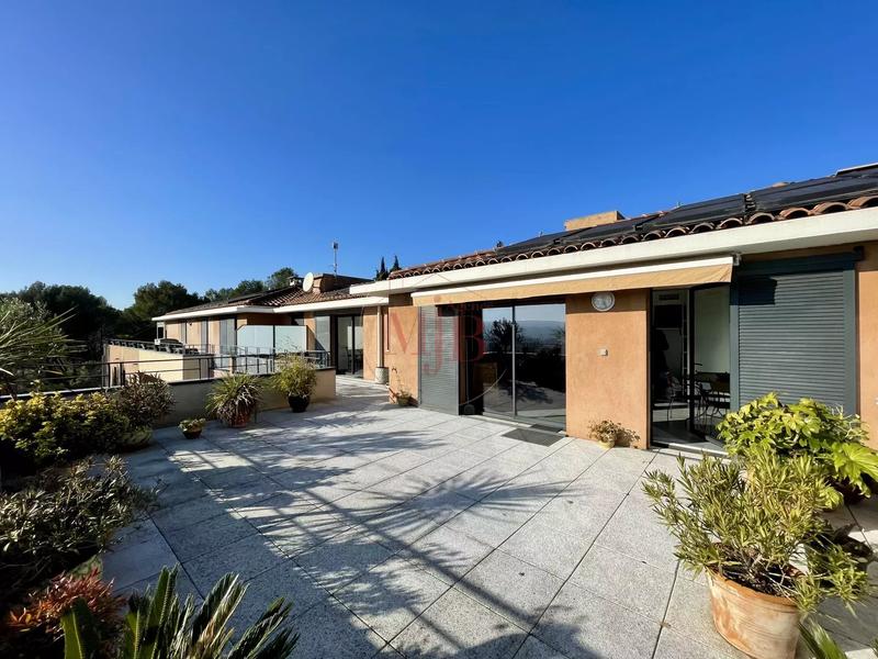 Appartement - 56 m² - 3 pièces