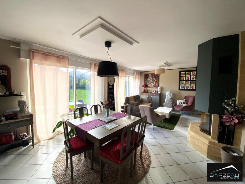 Maison - 130 m² - 7 pièces