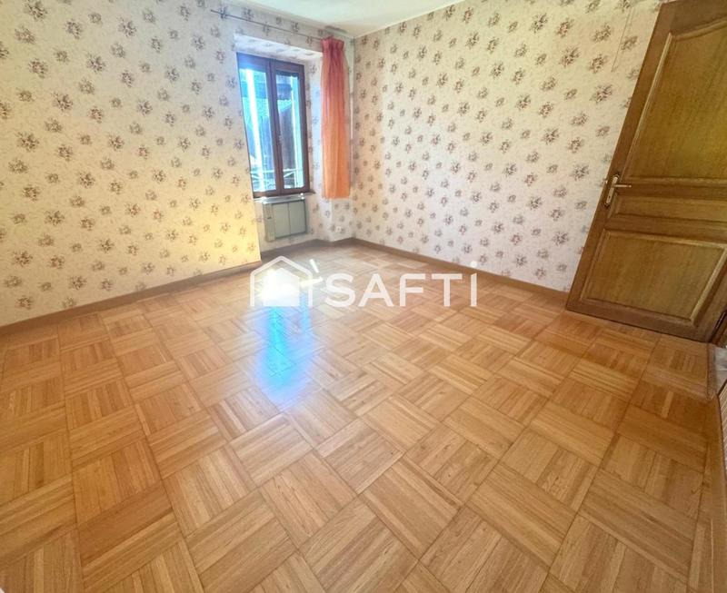 Propriété - 184 m² - 7 pièces