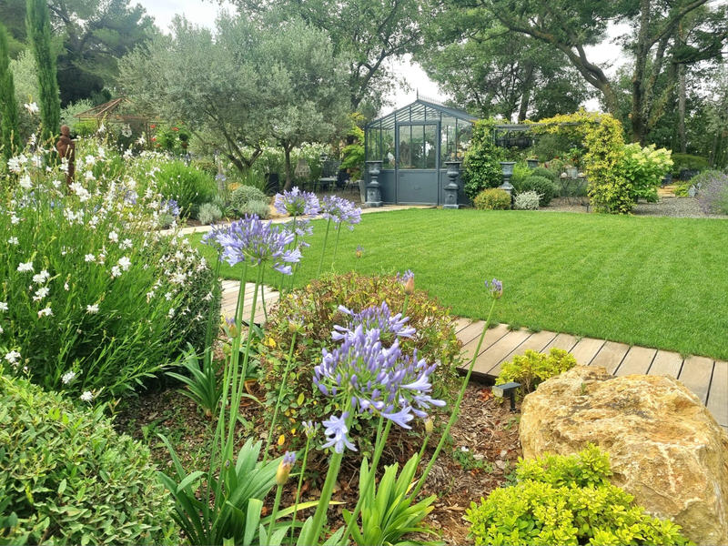 Bastide - 300 m² - 7 pièces