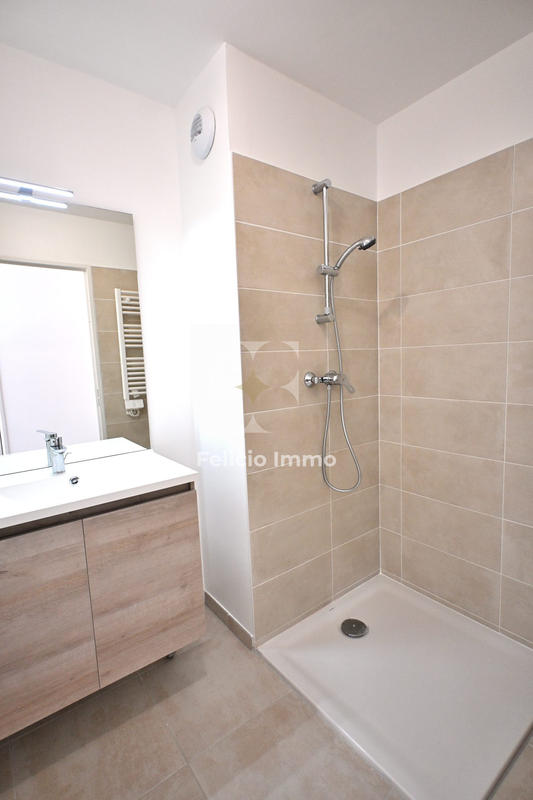 Appartement - 83 m² - 3 pièces