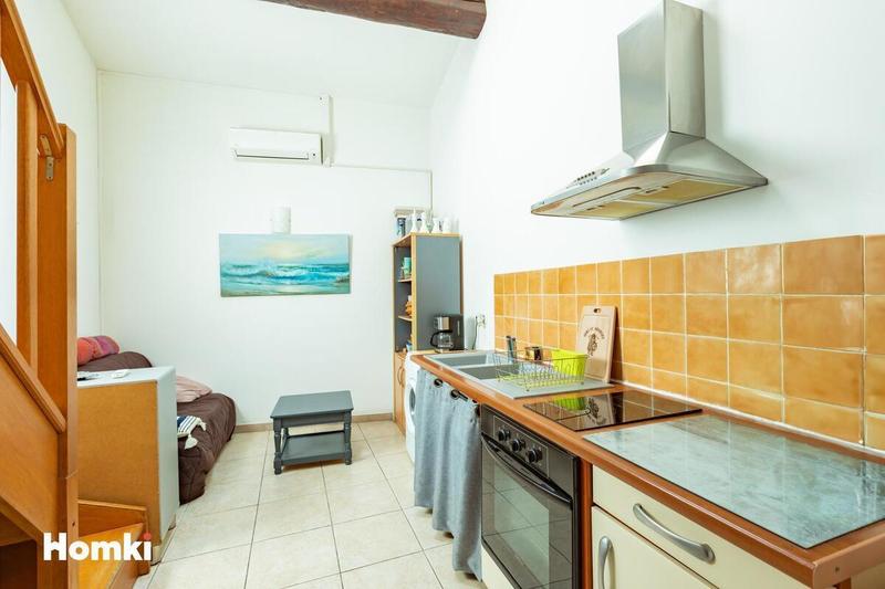 Maison - 250 m² - 8 pièces