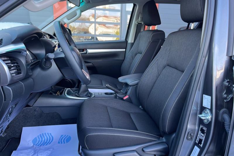Toyota Hilux 2.8 D4-D 204 Legende 4pl