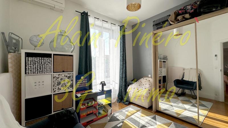 Maison - 91 m² - 4 pièces