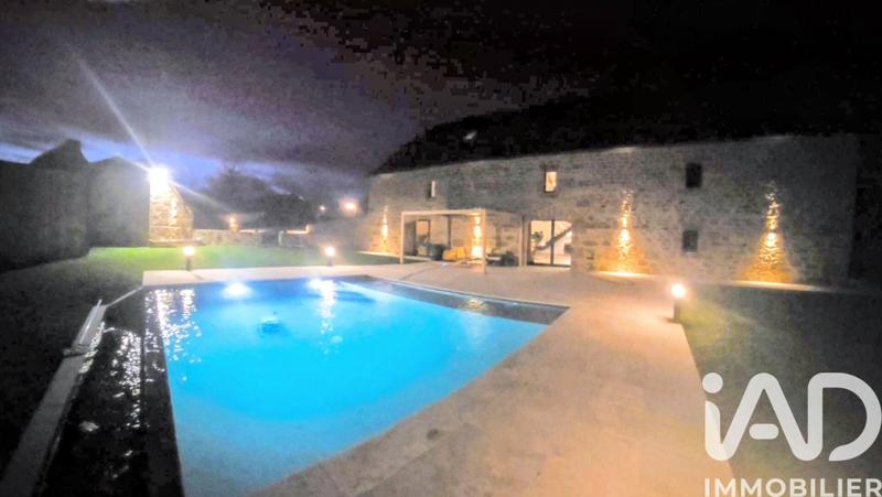 Maison de maîtres - 265 m² - 8 pièces