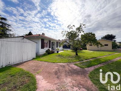 Maison - 96 m² - 5 pièces