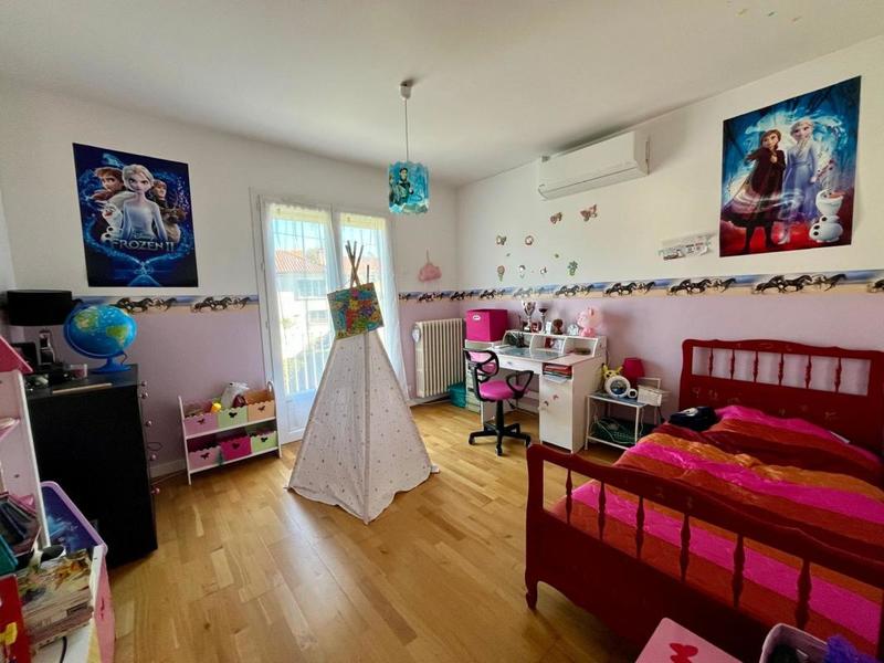 Maison - 135 m² - 6 pièces