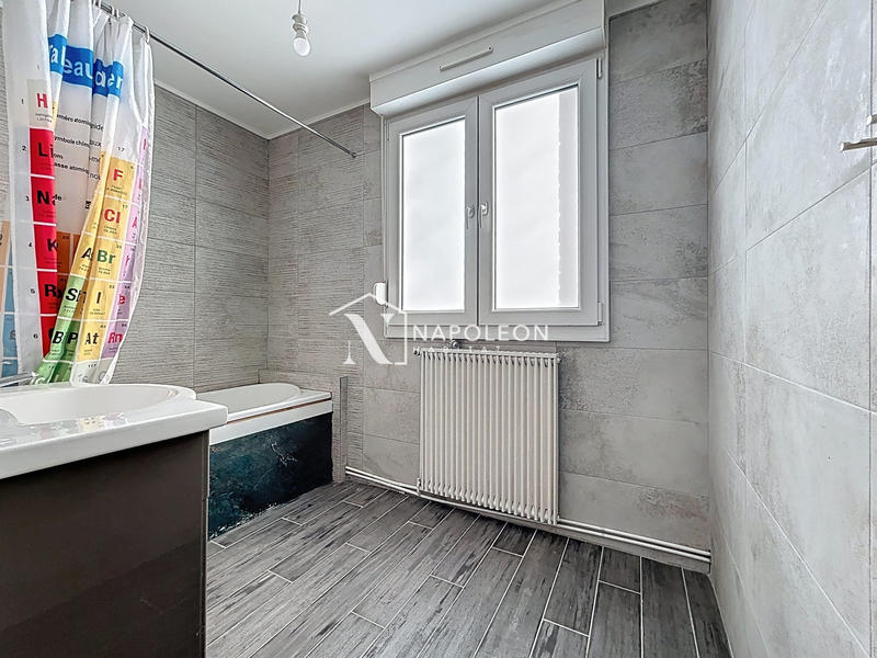 Maison - 81 m² - 4 pièces