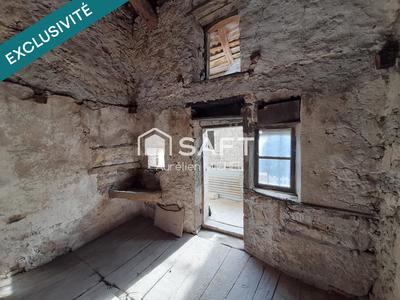 Maison de village - 120 m² - 1 pièce