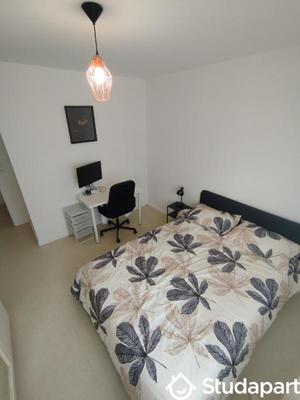 Chambre - 12 m² - 1 pièce