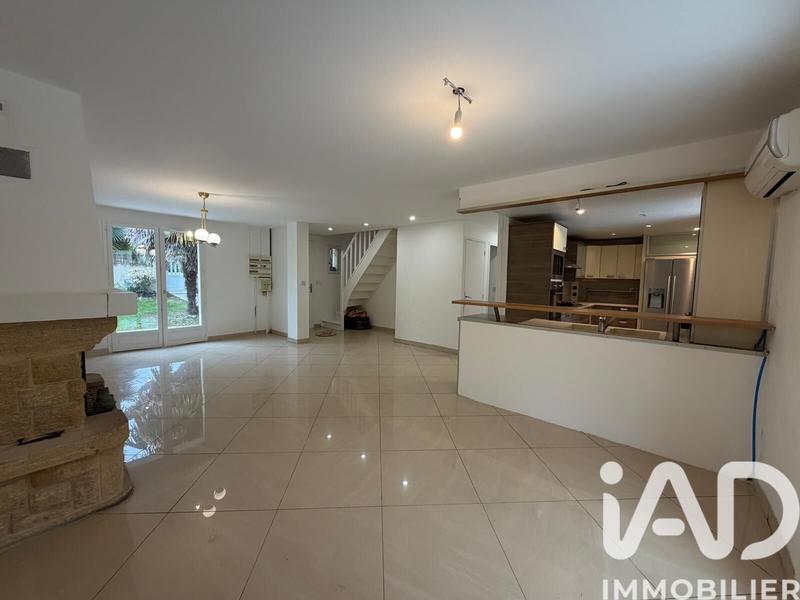 Maison - 148 m² - 7 pièces