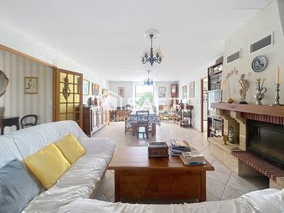 Maison - 146 m² - 5 pièces