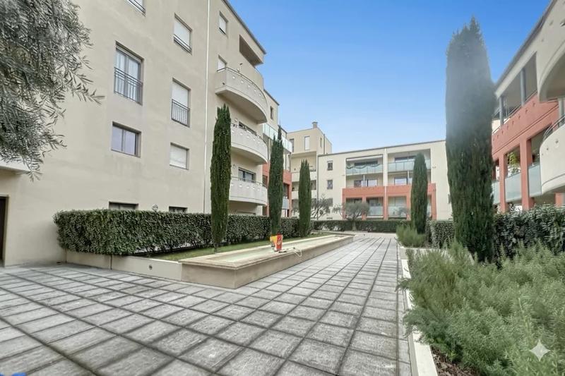 Appartement - 224 m² - 6 pièces