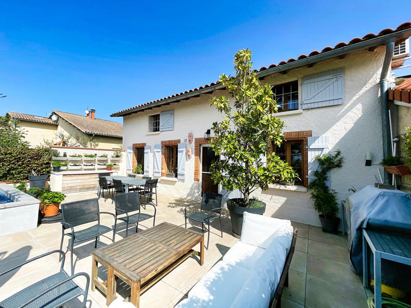 Maison de village - 142 m² - 7 pièces
