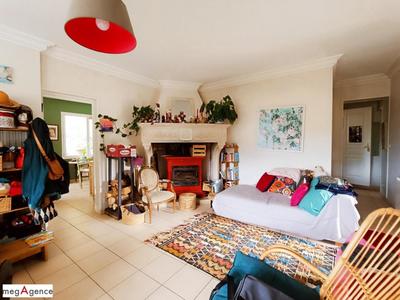 Maison - 107 m² - 6 pièces