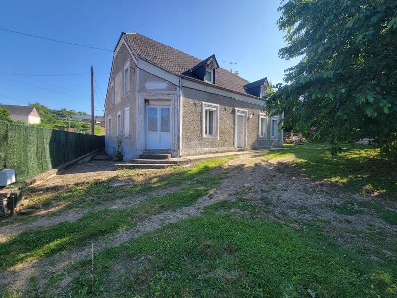 Maison - 215 m² - 10 pièces