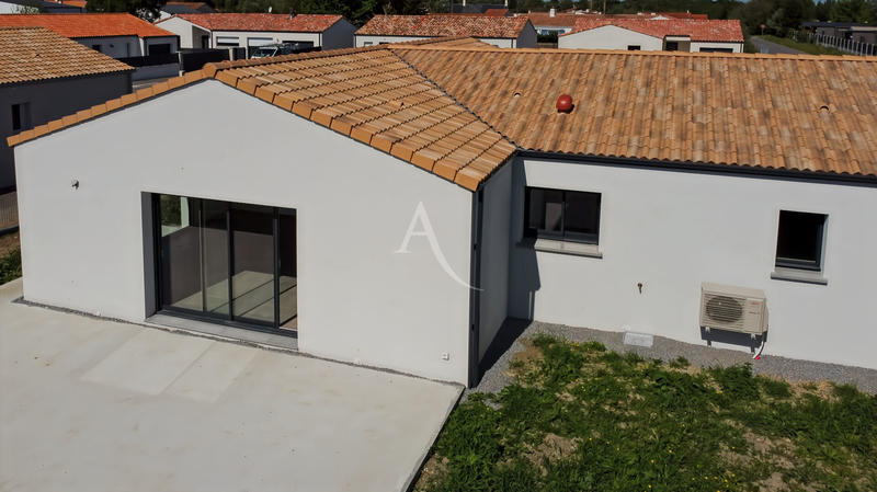 Maison - 89 m² - 4 pièces