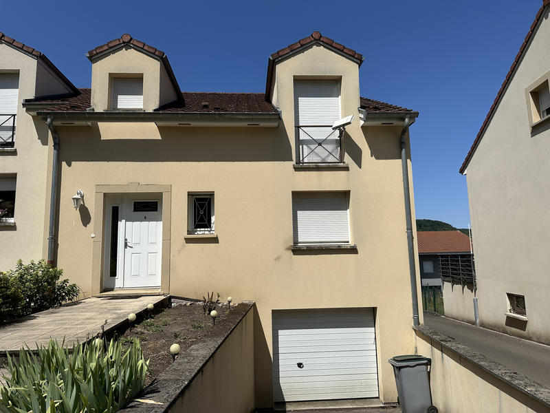 Appartement - 140 m² - 6 pièces