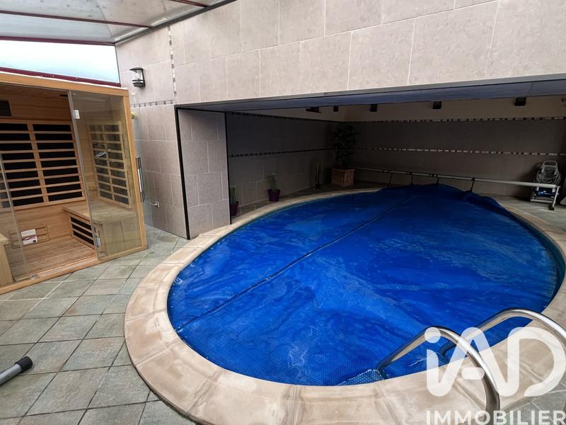 Maison de ville - 196 m² - 6 pièces