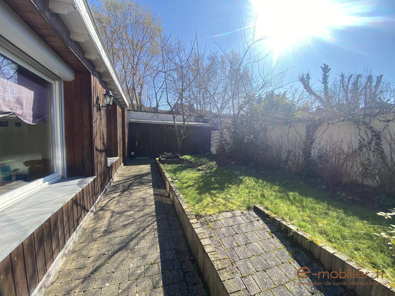 Maison - 108 m² - 4 pièces