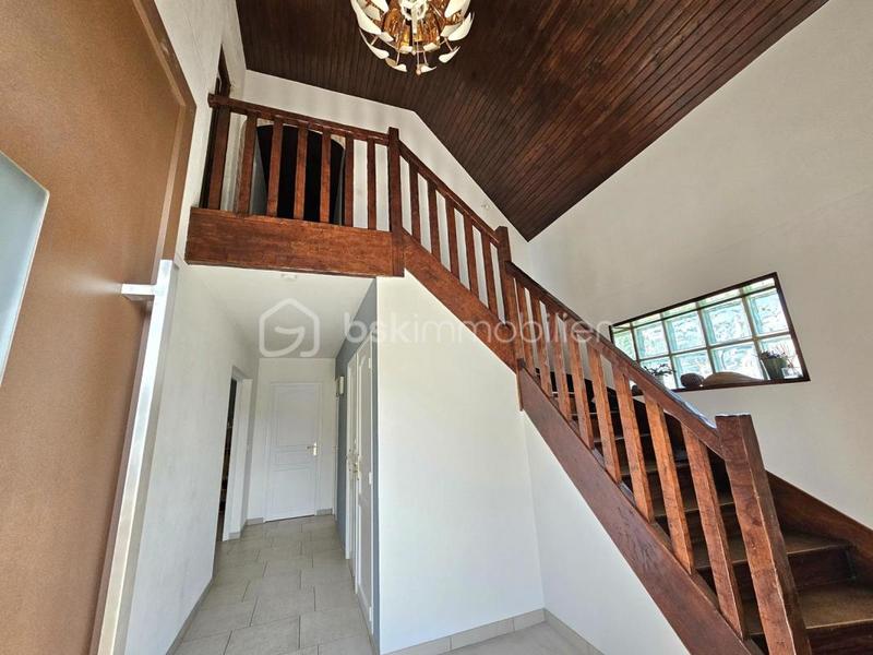 Pavillon - 130 m² - 6 pièces