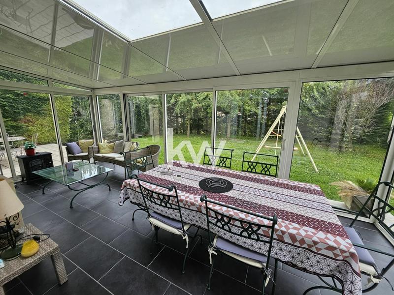 Maison - 278 m² - 6 pièces