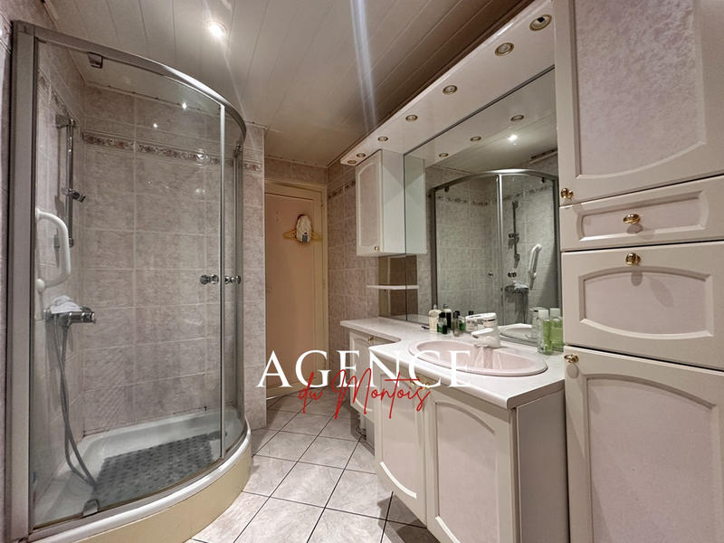 Maison - 94 m² - 4 pièces