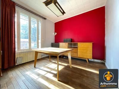 Appartement - 105 m² - 5 pièces