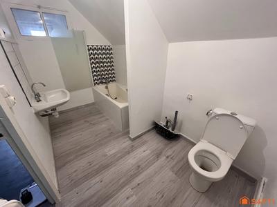 Maison - 74 m² - 4 pièces