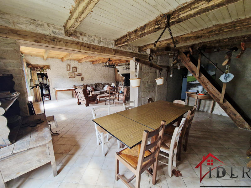 Maison - 190 m² - 5 pièces