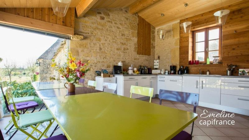 Maison - 202 m² - 6 pièces