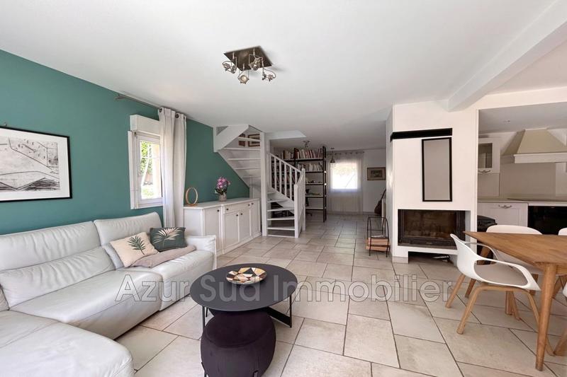 Maison - 93 m² - 4 pièces