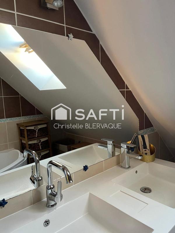 Maison - 157 m² - 7 pièces