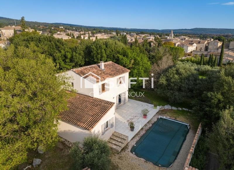 Maison - 160 m² - 7 pièces