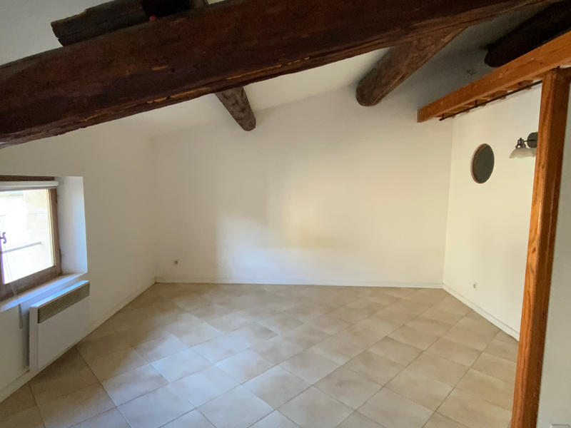 Appartement - 69 m² - 1 pièce