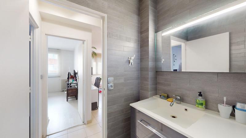 Appartement - 75 m² - 3 pièces