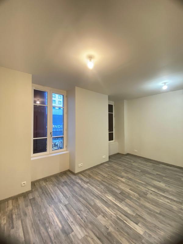 Appartement - 83 m² - 3 pièces