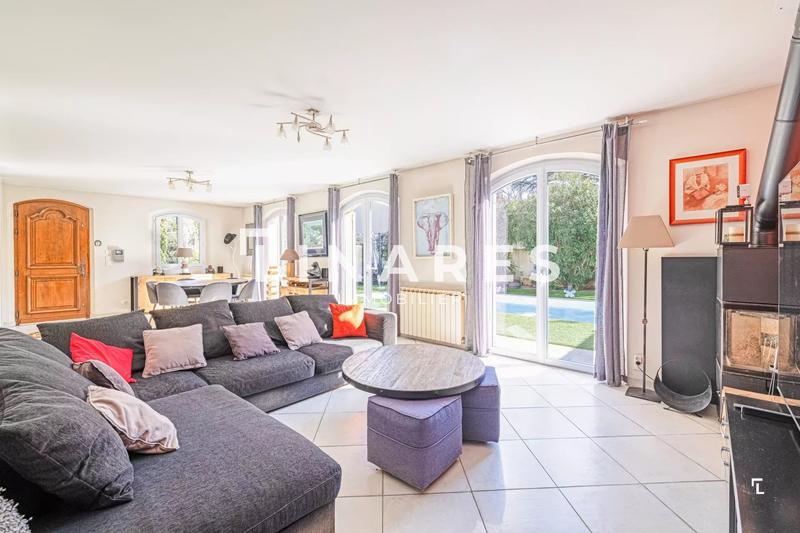 Maison - 162 m² - 5 pièces