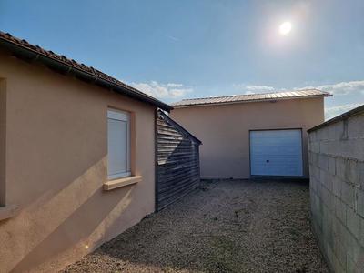 Maison - 99 m² - 2 pièces