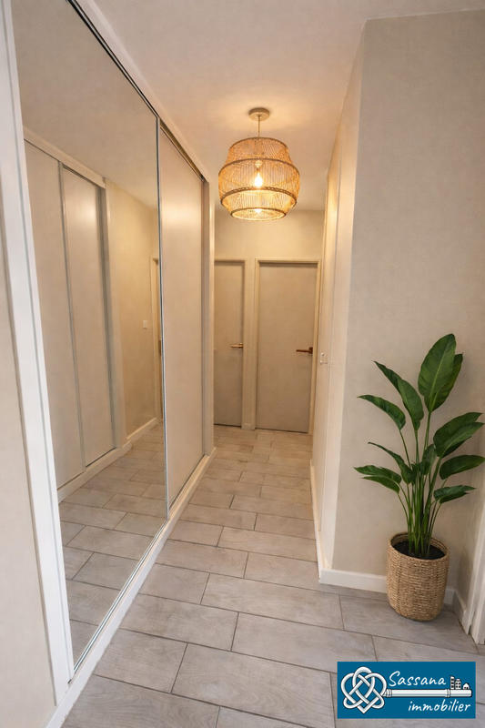 Appartement - 60 m² - 3 pièces