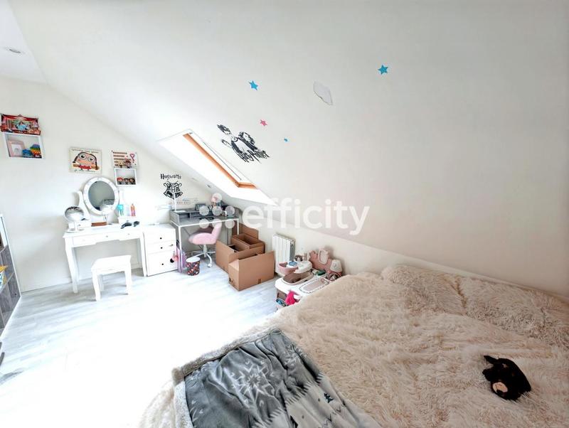 Maison - 150 m² - 8 pièces