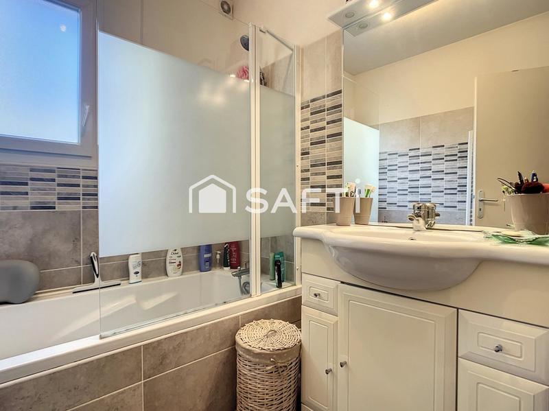 Appartement - 98 m² - 4 pièces