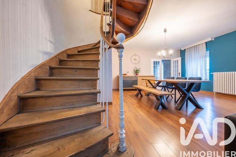 Maison de ville - 201 m² - 7 pièces