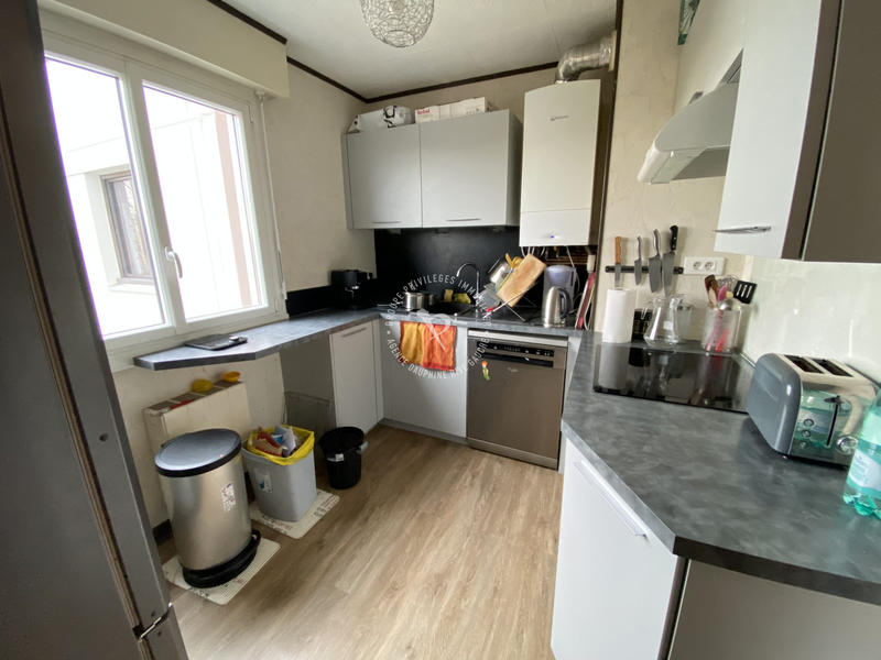 Appartement - 90 m² - 4 pièces