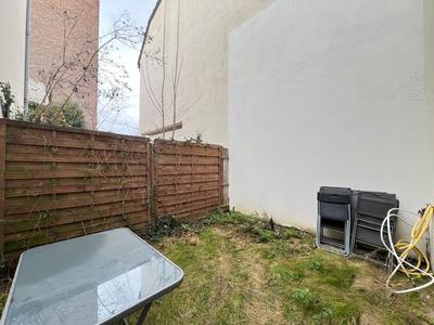 Maison - 96 m² - 4 pièces