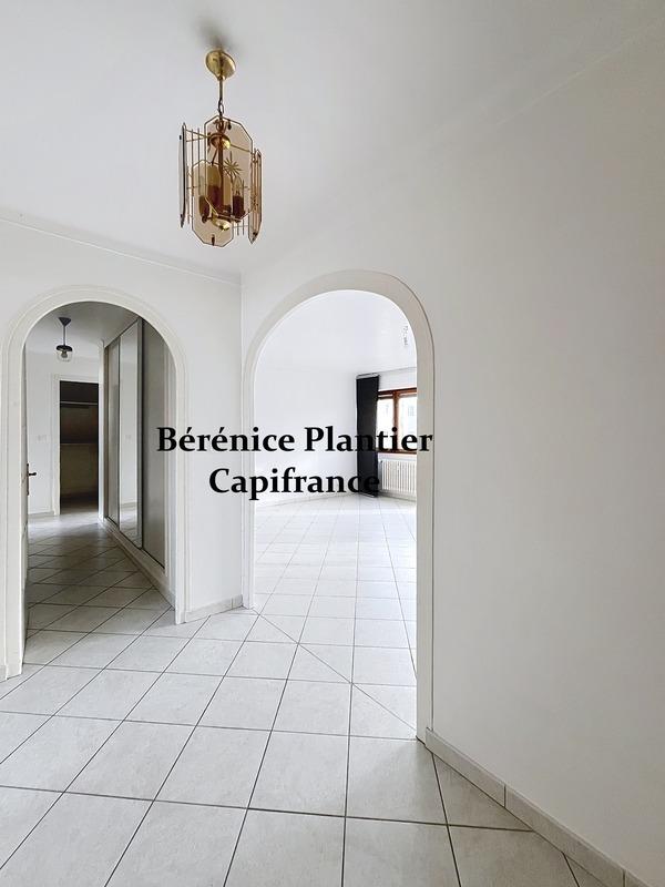 Appartement - 80 m² - 3 pièces