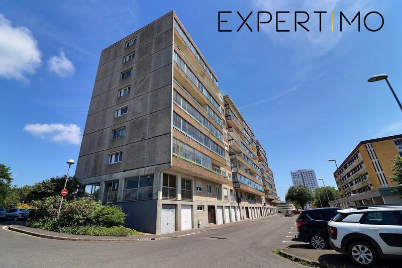 Appartement - 92 m² - 5 pièces