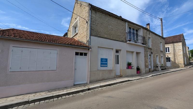 Maison de village - 123 m² - 8 pièces